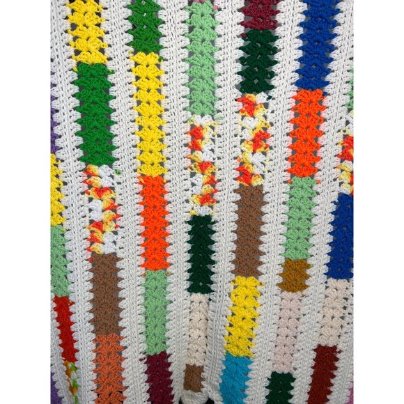 Vtg Crochet Afghan Lap Throw Bright Multi Boho Scalloped Edge Hand Made 23x37 - Picture 5 of 9